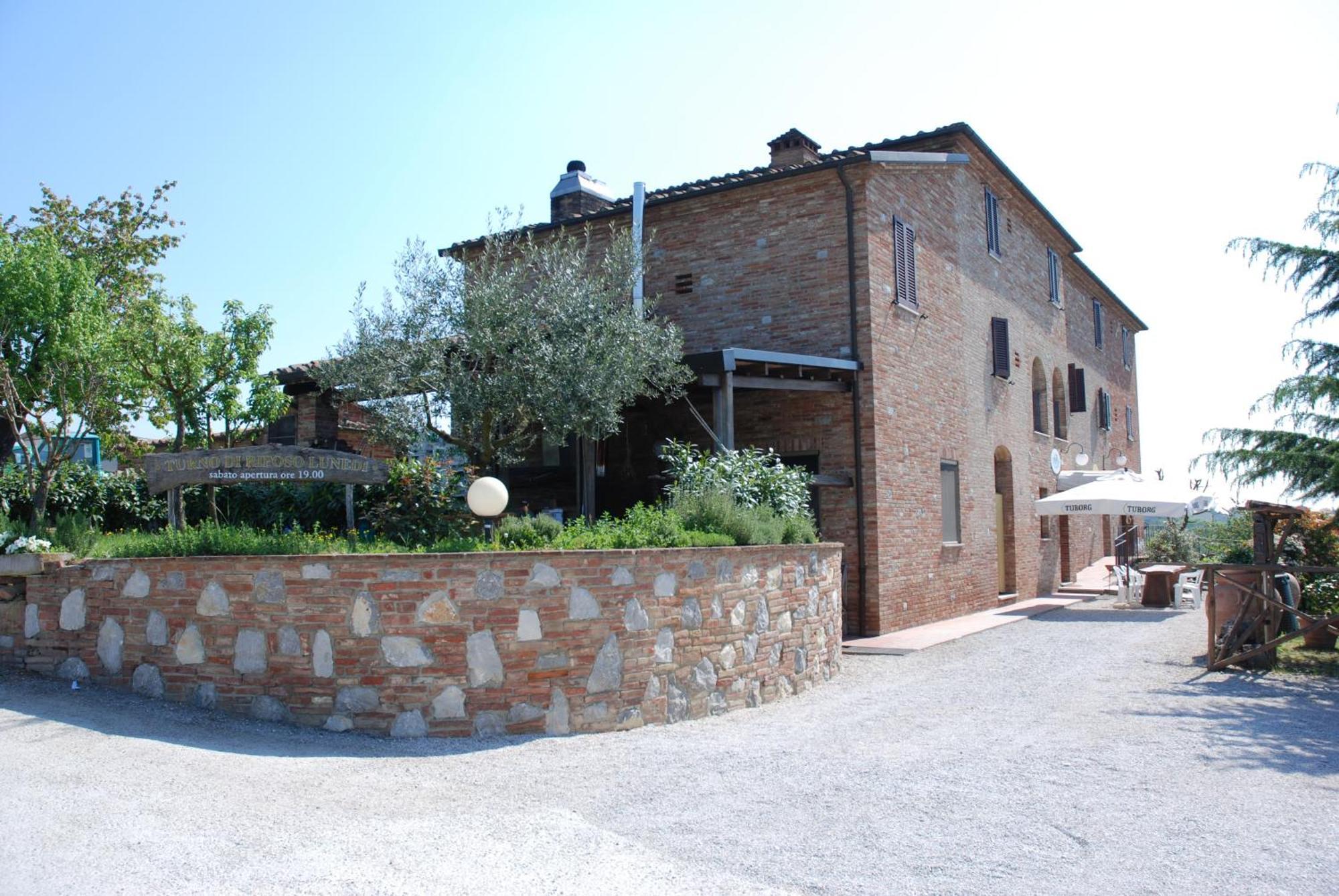 Albergo La Foresteria Bettolle Extérieur photo