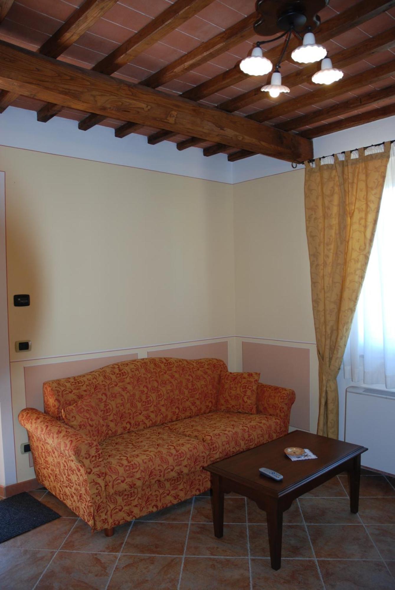 Albergo La Foresteria Bettolle Extérieur photo