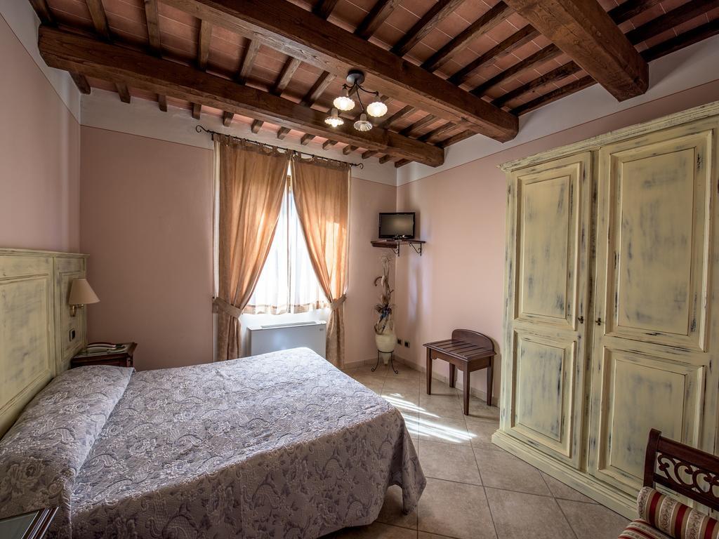 Albergo La Foresteria Bettolle Extérieur photo