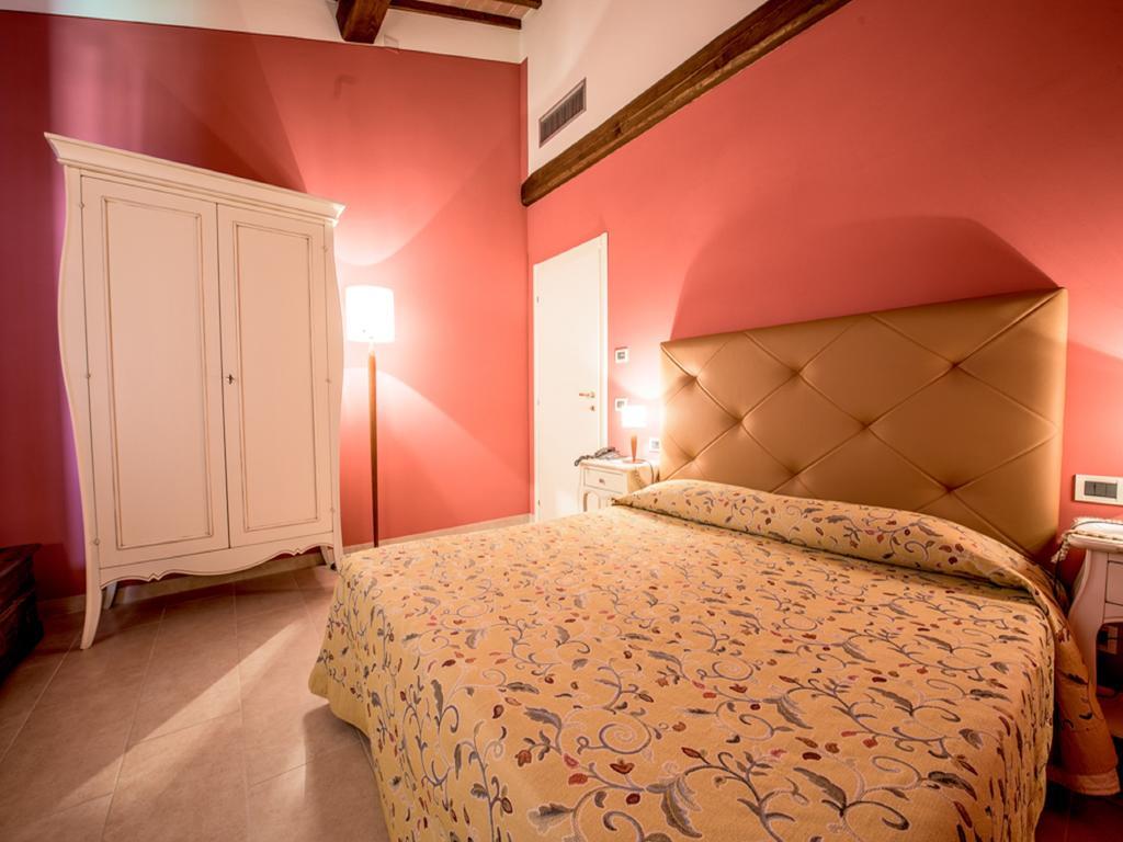 Albergo La Foresteria Bettolle Extérieur photo
